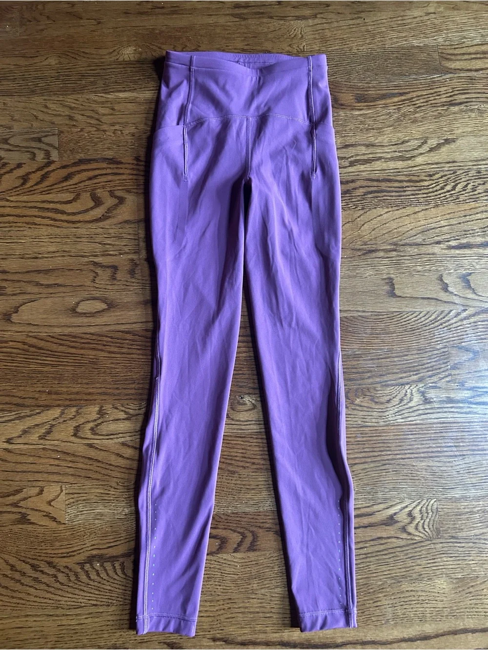 Lululemon Fast & Free High Rise Leggings Berry colored Side Pocket Size 2